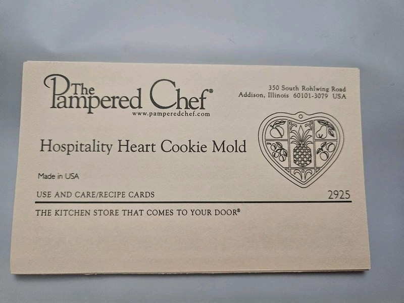 2001 Pampered Chef Hospitality Heart with Fruit Design Cookie Mold Stoneware gallery