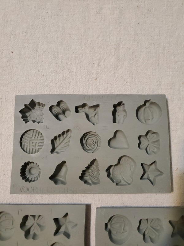 3 Voorhees Natural Rubber Mold Candy Butter Frosting 15 Cavities Holidays Baking gallery