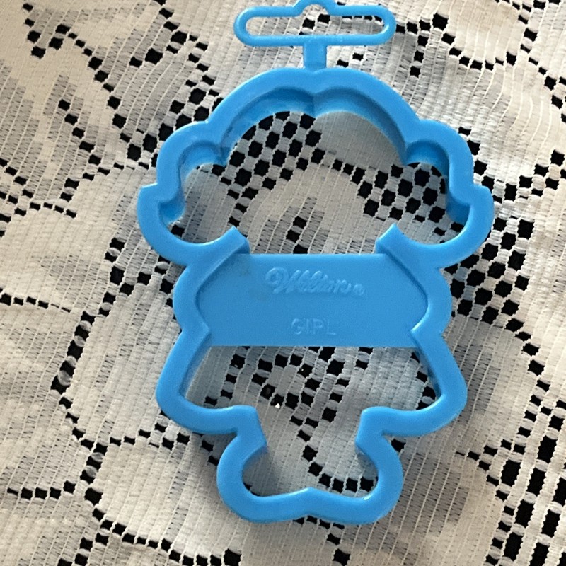 Wilton Vintage Girl Cookie Cutter 5.5" Plastic Baby Blue Color 1992 baking gallery