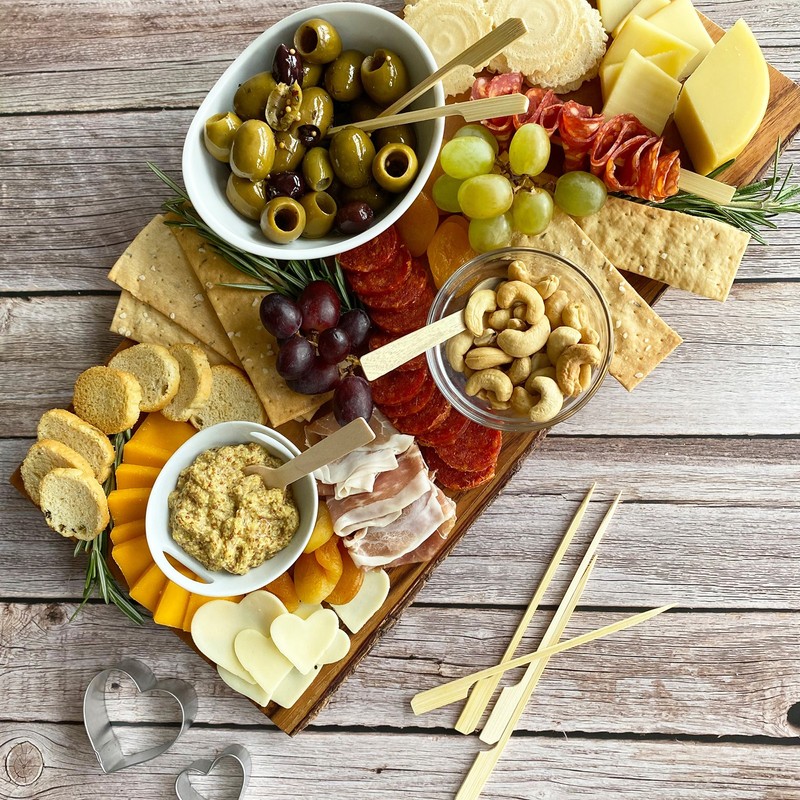 R&M International Disposable Charcuterie Accessories gallery