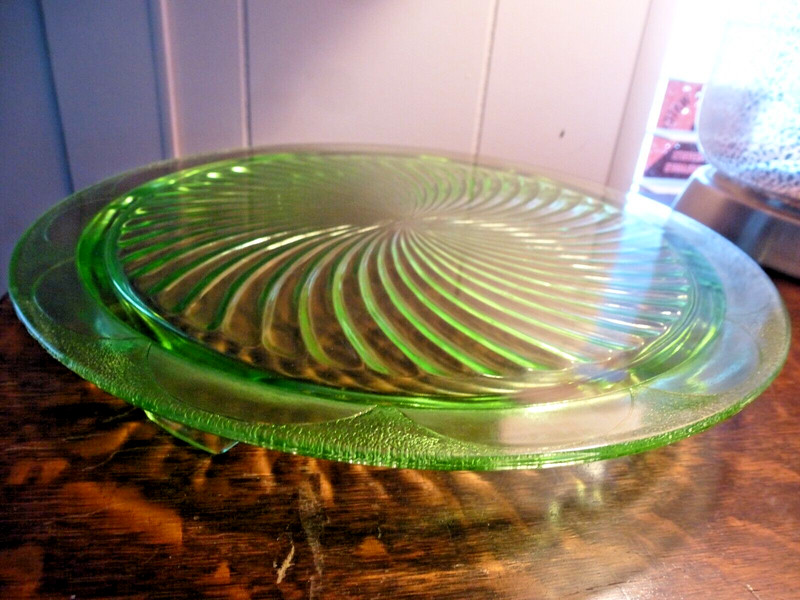 Green Uranium Glass Depression Cake Stand 10″ Swirl Dessert server Footed