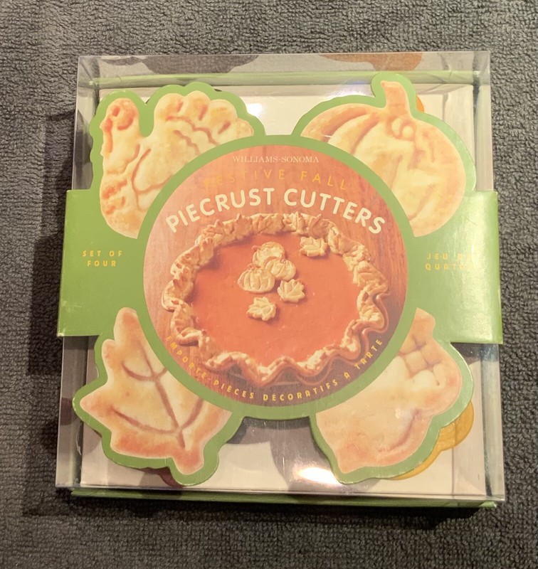 Williams Sonoma Festive Fall Piecrust Cutters Set of Four