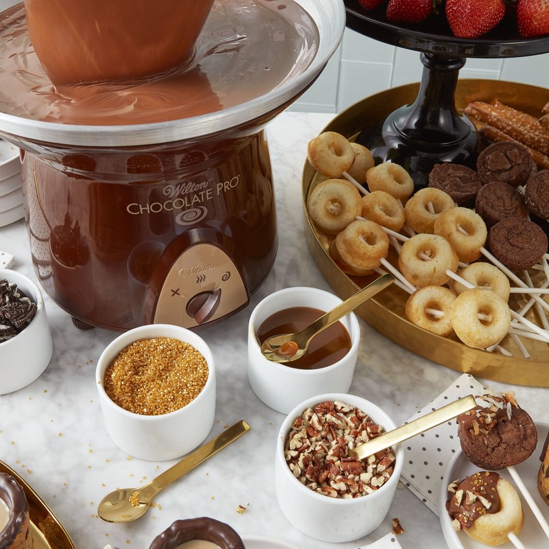 Chocolate Candy Melts 32Oz (2Lb Bag) for Fountains, Baking & Candy Making Wafer gallery
