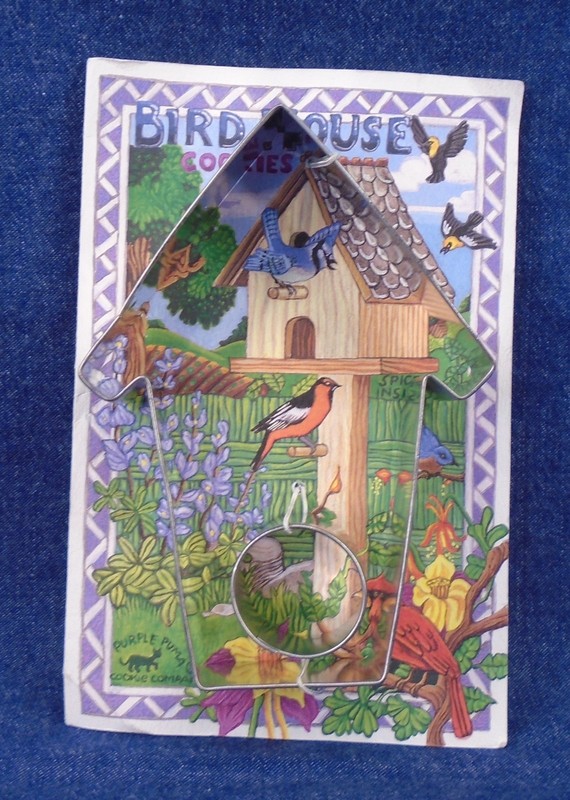 Vintage 90s Purple Puma Birdhouse Cookie Cutter Made in USA w/ Recipe 6×4″