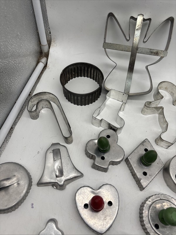 Lot Of 28 Metal Cookie Cutters Christmas Boot Sleigh Tree Angel Vintage More gallery