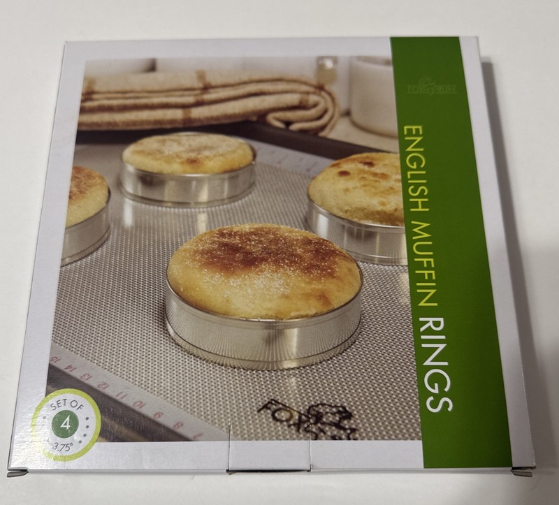 English Muffin Rings Set Of 4 Brand New In Box