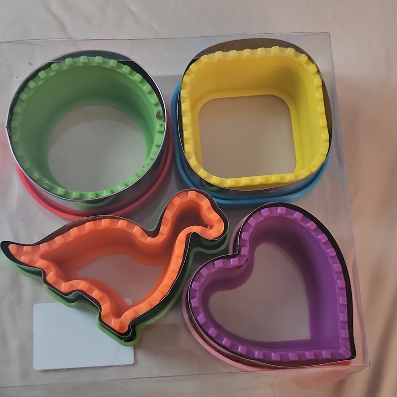 Mini Plastic Cookie Cutter Set 4pc Multicolor Heart Circle Square Duck gallery