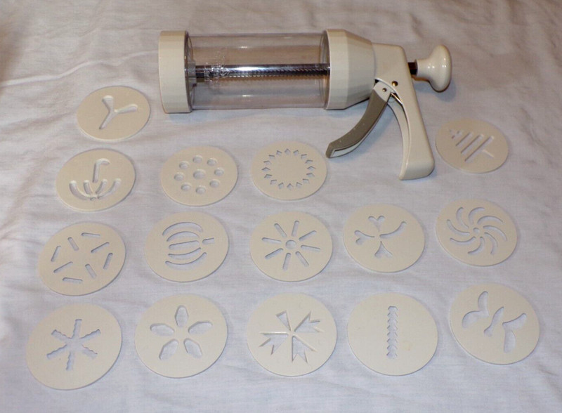 Pampered Chef Cookie Dough Press Gun 16 Disc Molds Model 1525 White Holidays gallery