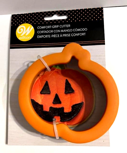 Pumpkin Comfort Grip Cookie Cutter by Wilton Stainless Steel Blade Halloween gallery