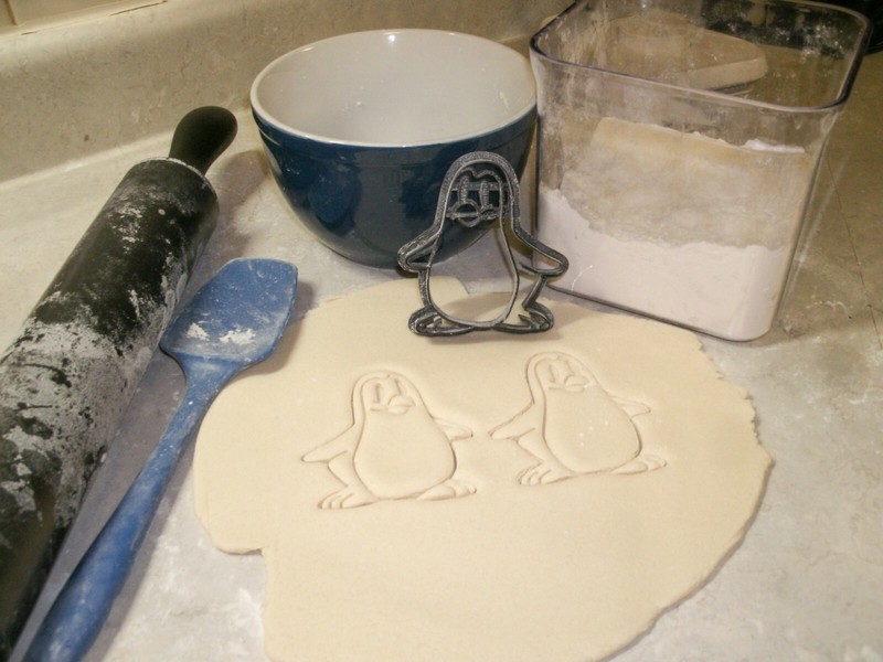 PENGUIN WITH DETAILS CARTOON SPECIAL OCCASION COOKIE CUTTER 3D PRINTED USA PR379 gallery