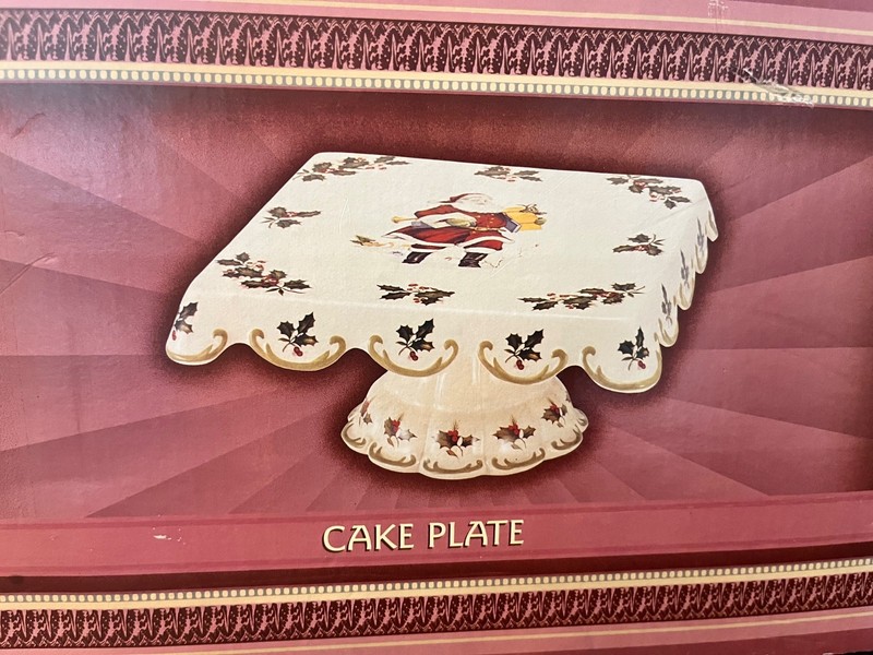 RARE 10” Christmas Decor Vintage Cracker Barrel Porcelain Pedestal Cake Stand