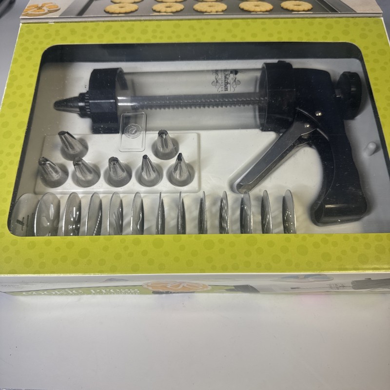 Nicole's Kitchen Cookie Press & Dessert Decorator NEW NIB W/ Accessories gallery
