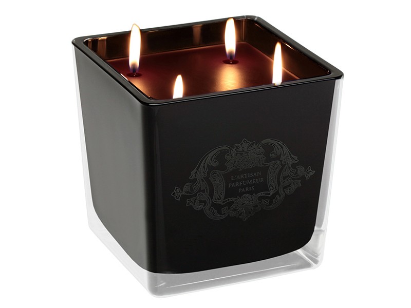 L’Artisan Parfumeur La Chasse aux Papillons Scented Candle 1242ml