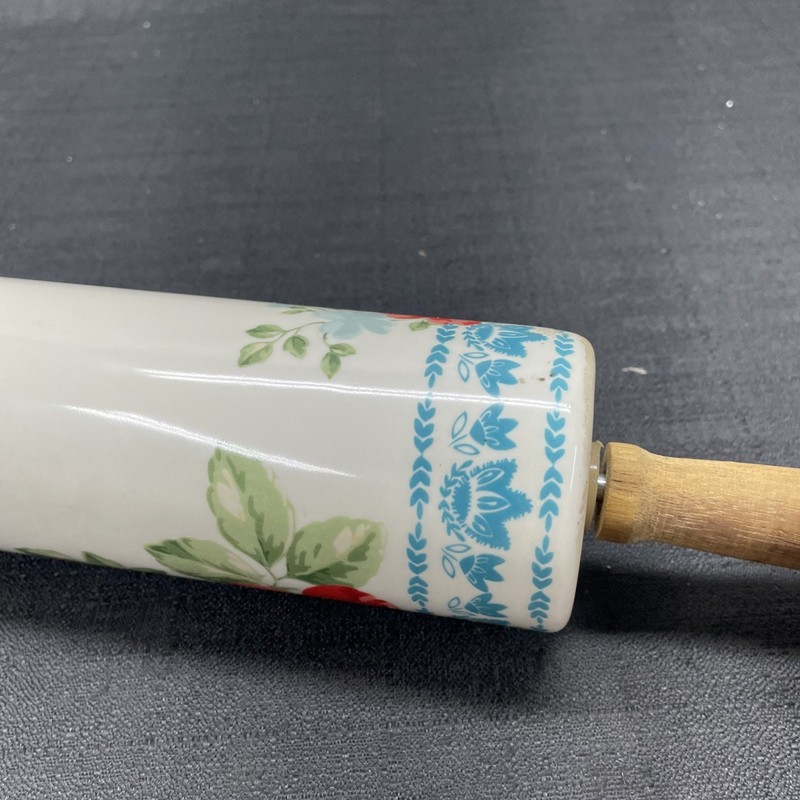 Pioneer Woman Floral Ceramic Rolling Pin Wood Handles Retired 2812DMT Sweet Rose gallery
