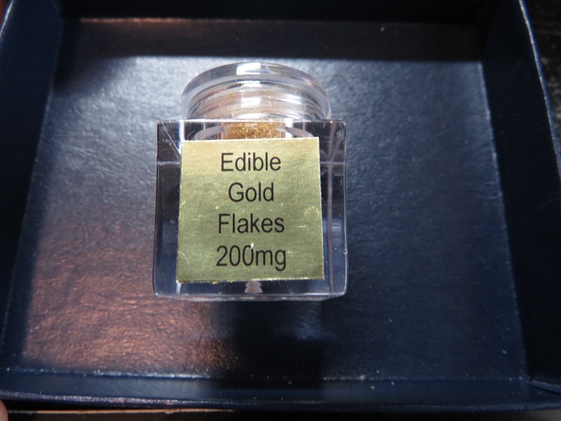 Edible Gold Leaf Flakes 23.75 kt 200mg TOP QUALITY #1