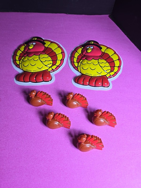 5 Thanksgiving Turkey Cupcake Rings & 2 Turkey Shaped Cake Decor Decopac Holiday