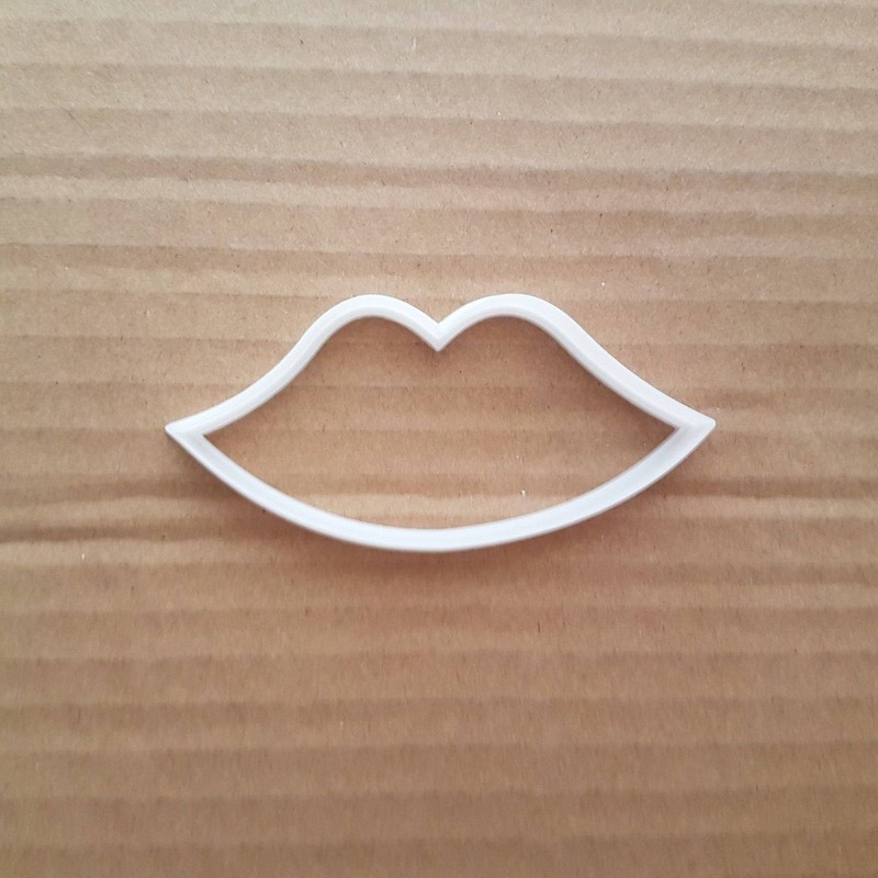 Lips Shape Cookie Cutter Dough Biscuit Pastry Lip Kiss Love Valentines Day gallery