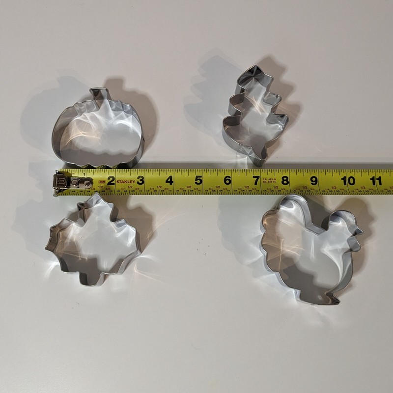 Autumn Cookie Cutter Set, 10 Piece Mini Thanksgiving Leaf Pumpkin Turkey Shapes gallery