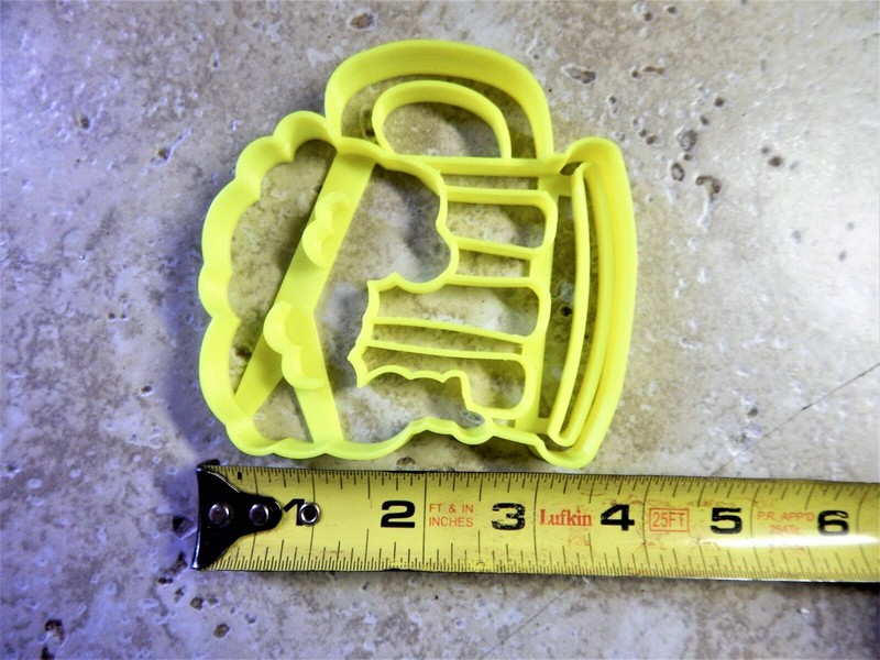 BEER MUG FOAM CUP ALCOHOLIC BEVERAGE SODA POP ROOT BEER COOKIE CUTTER USA PR2318 gallery