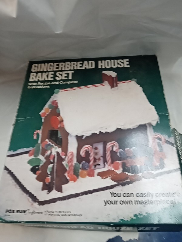 Vtg.1979 Gingerbread House Bake Set Tin Cookie Cutter Kit Fox Run Missing Tree
