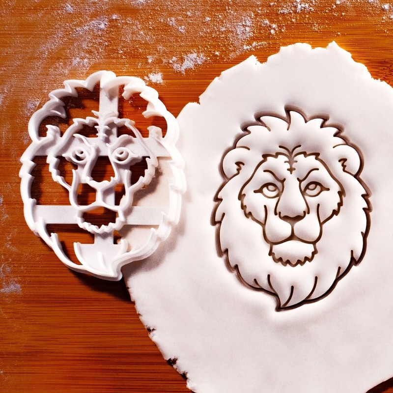 Lion Face Cookie Cutter – African wildlife animal conservation safari jungle zoo
