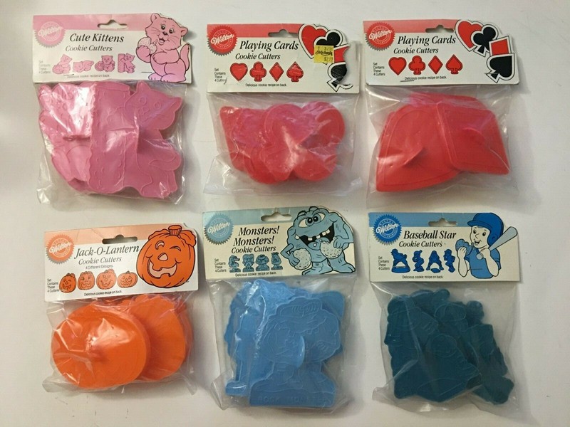 Lot of Vintage Plastic Cookie Cutters Wilton Monsters, Pumpkins, Baseball, Kitte