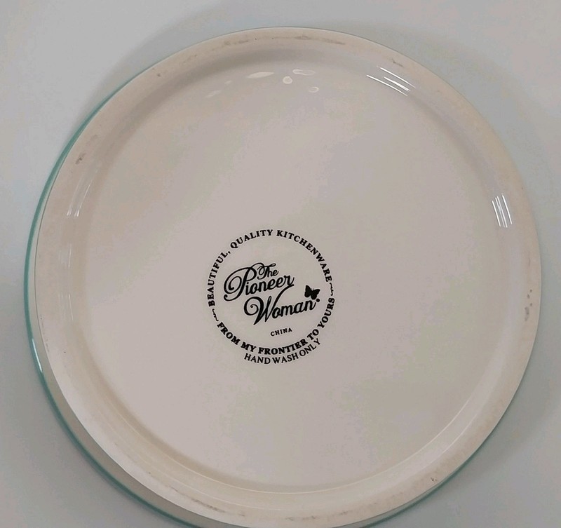 The Pioneer Woman Polka Dot 8" Mini Cake/Cupcake Stand gallery