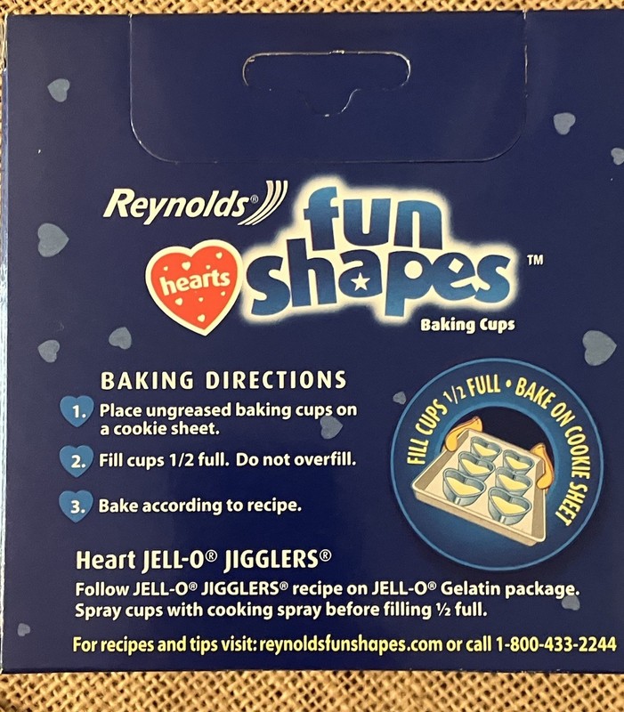 Vintage Reynolds Fun Shapes Baking Cups Heart & Star Foil Cupcake Liners NIB NOS gallery