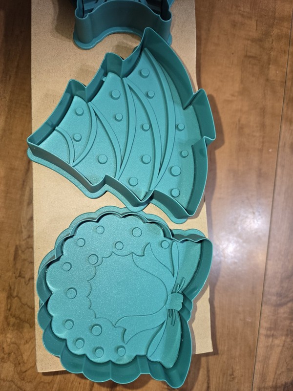 Christmas Cookie Cutters 8 Pieces Candy Cane Snowflake Tree Snowman Present gallery
