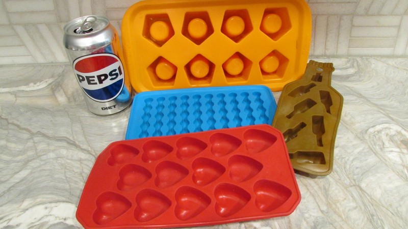 Lot 11 Silicone Cake Flower Shape Molds Lips Heart Shark Fins Bottle Mugs Blocks gallery