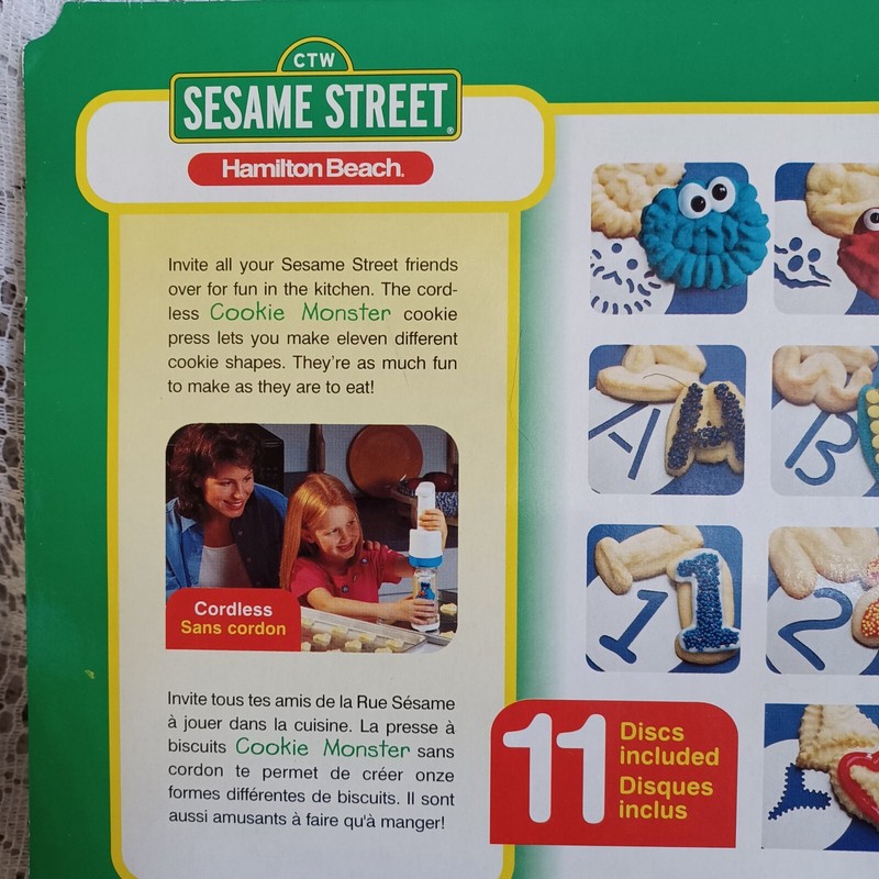 VINTAGE 1998 NEW BOXED HAMILTON BEACH/SESAME STREET COOKIE MONSTER COOKIE PRESS gallery
