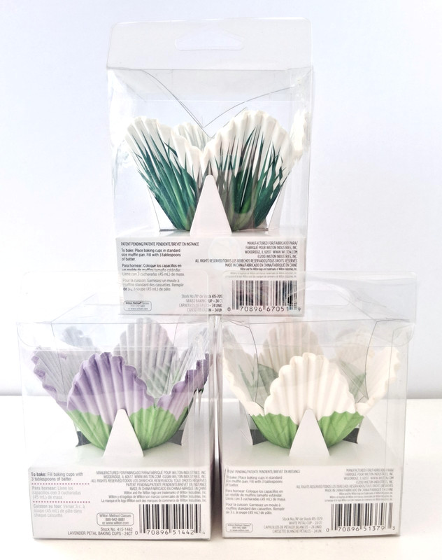 Wilton Flower Shaped Baking Cups Liner Cupcakes 24ct Lot Of 3 NOS gallery