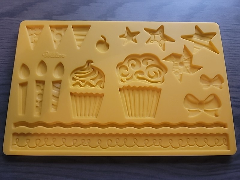 Wilson Cupcake Cake Decorating Molds