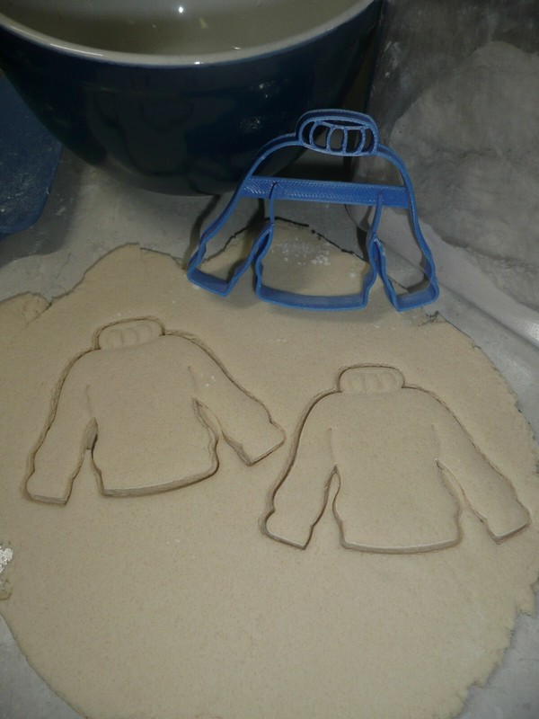 UGLY SWEATER DETAILED UNIQUE TACKY WINTER CHRISTMAS COOKIE CUTTER USA PR3861 gallery