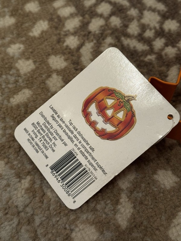 Large Pumpkin Cookie Cutter Celebrate It Bakeware Fall Autumn Halloween gallery