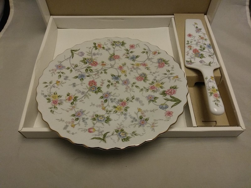 Cake Plate And Server Set Floral Design gallery