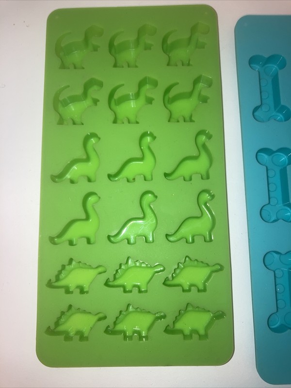 Puppy paw, music notes dinos and stars silicone molds candies and more gallery