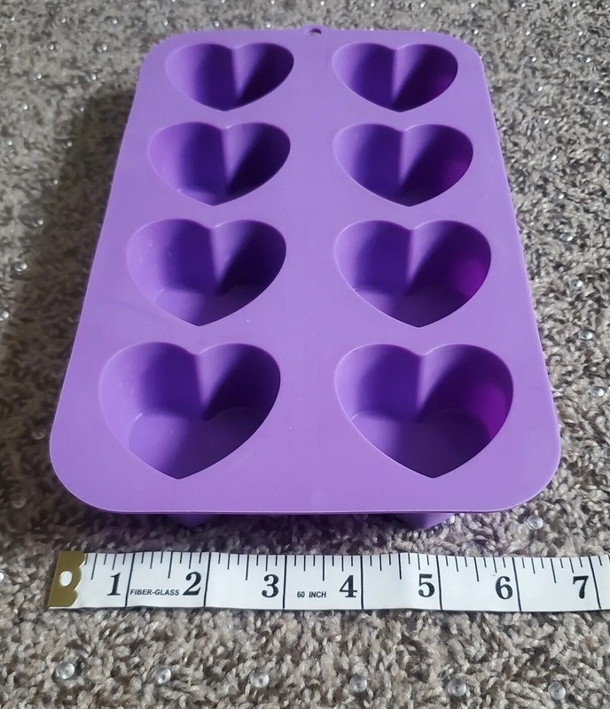 Purple Silicone Heart 8 Molds▪︎Baking ▪︎Cupcakes▪Soap ▪Muffins ▪︎Candles▪Crafts