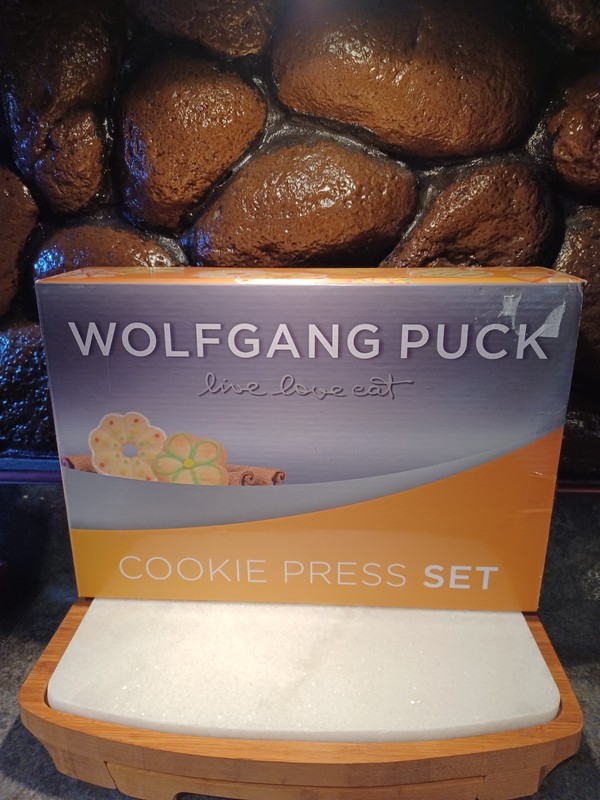 Wolfgang Puck Cookie Press and Decorating Set 21 Pieces Black NEW