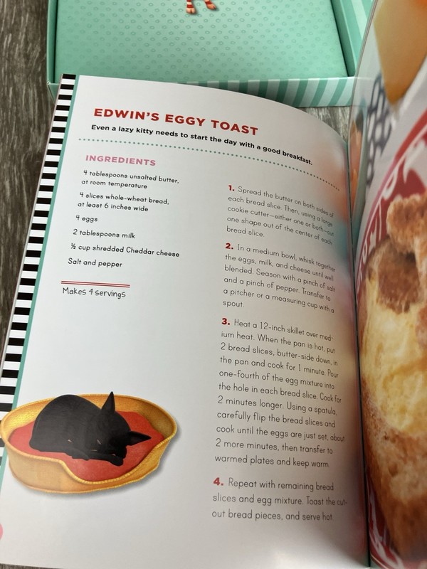 Chef Olivia Cookbook And Cookie Cutter Set gallery