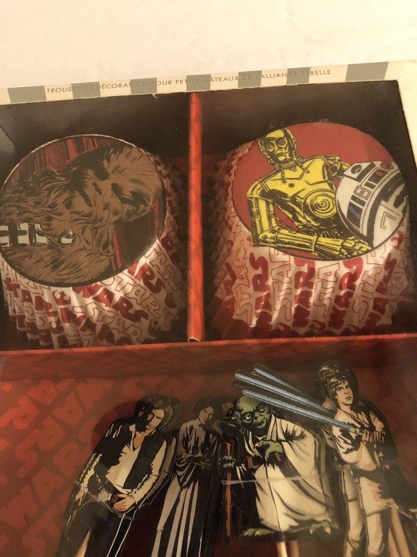 STAR WARS CUPCAKE DECORATING KIT gallery