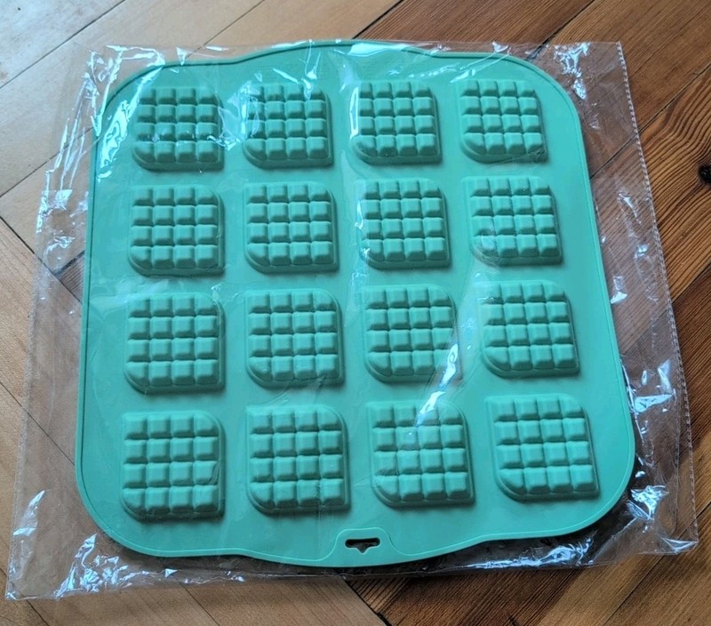 Silicone Waffle Mold - 2 Pack gallery
