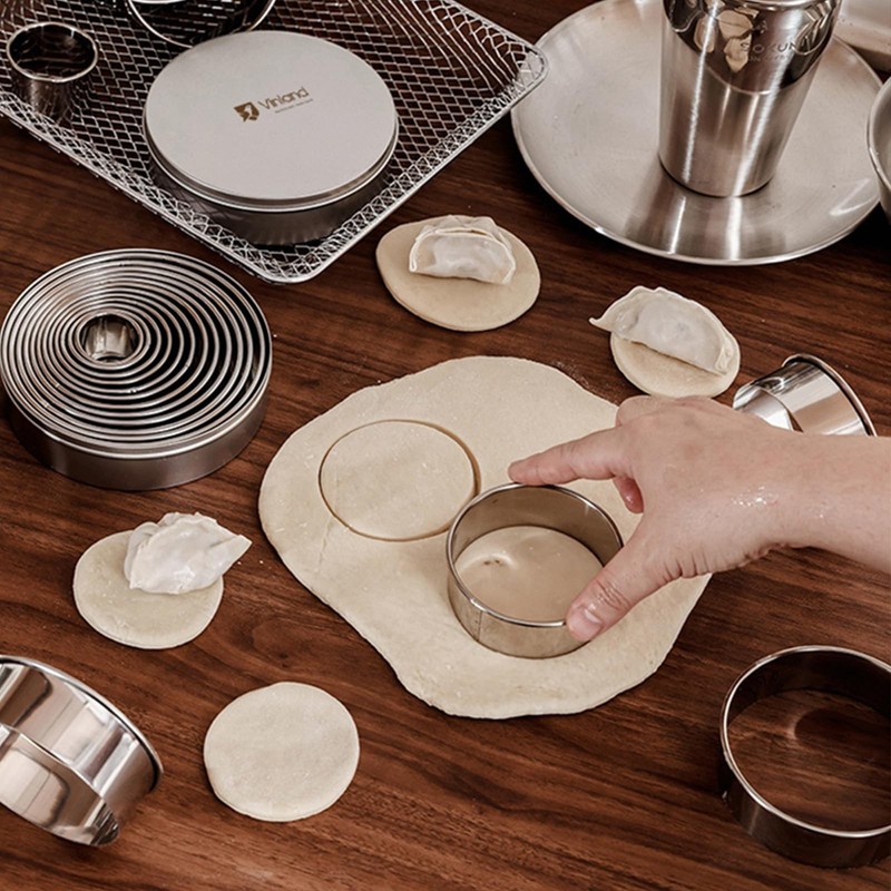 12 Pcs 304 Stainless Steel Biscuit Cutter Set - Round Cookie Cutters for Baki... gallery