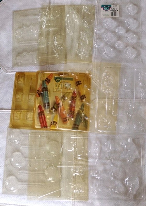 Vtg Lot-10 Candy/Lolipop Molds-Various Holidays-Peanut-Chess-Basketball-Crayon
