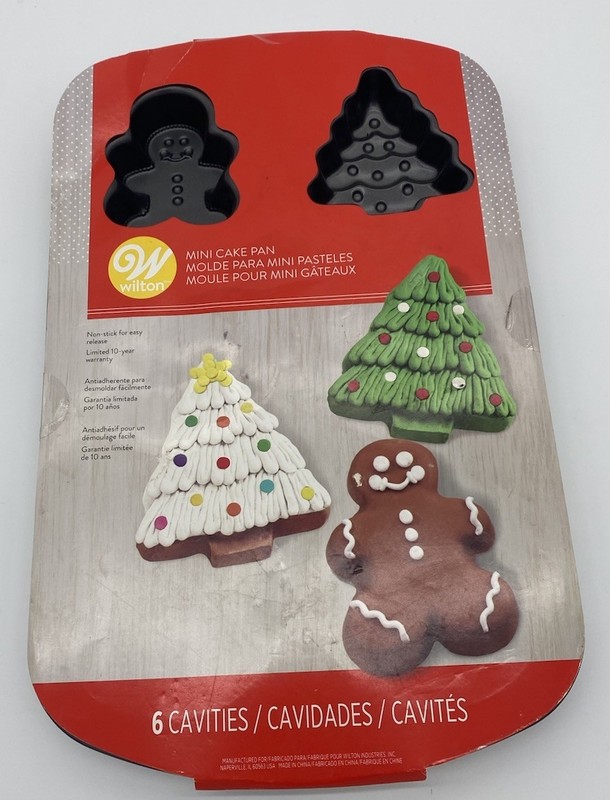 Wilton Christmas Mini Cake Pan 6 Cavities Gingerbread Man Trees