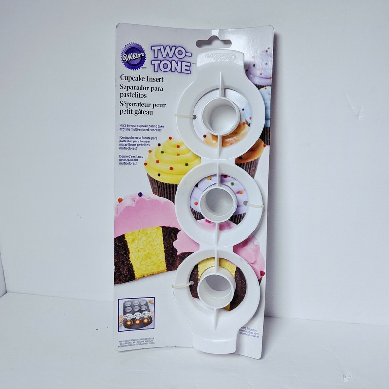 WILTON Two Tone Cupcake Insert 0169 – 3 Separators 2 Flavors Plastic Baking NEW