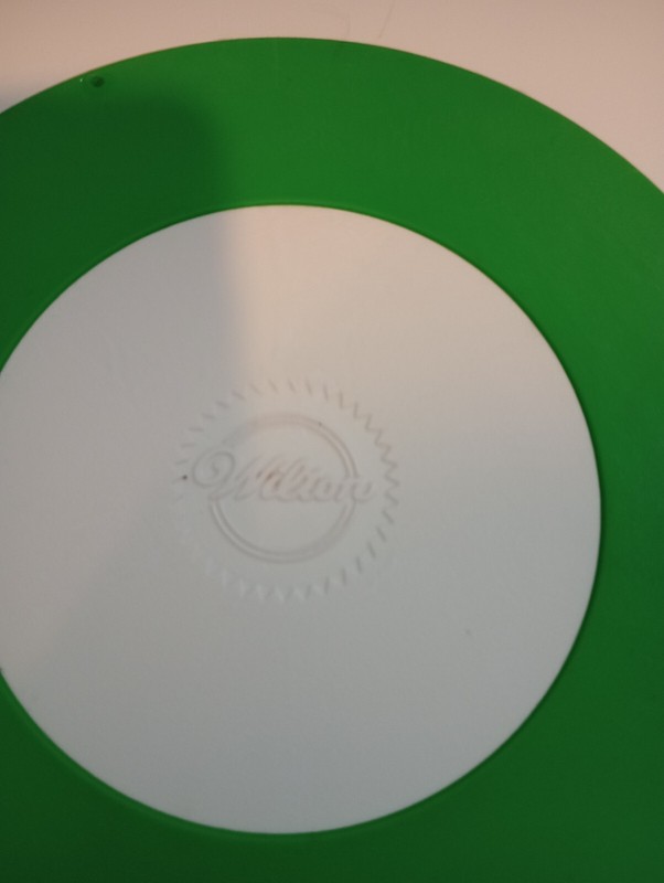 Wilton Trim-N-Turn Ultra Cake Turntable Lazy Susan Cake Decorating Stand - Locks gallery