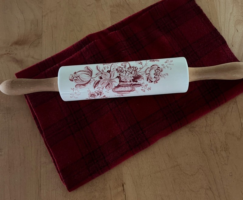 Royal Crownford Staffordshire Rolling Pin Charlotte Pattern Red Transferware EUC