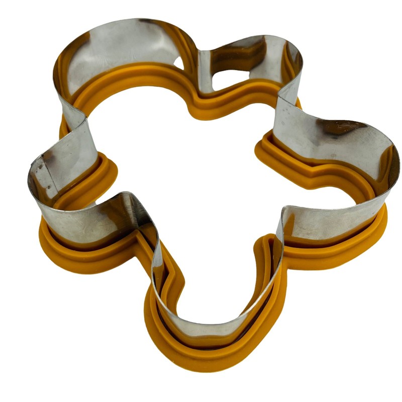 Set of 2 Metal Holiday Christmas Gingerbread Men Cookie Cutters 1.75” & 4.75" gallery