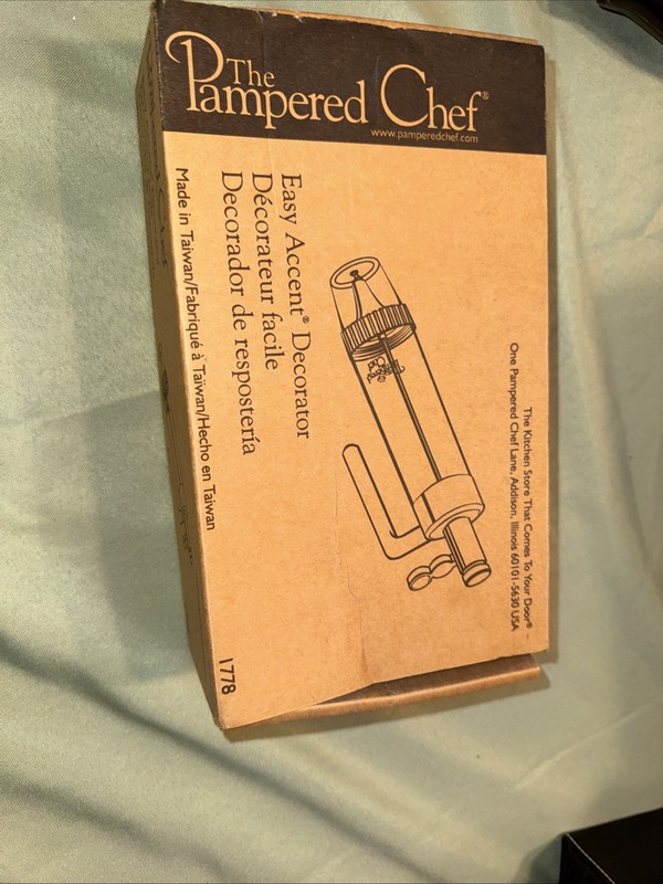 Pampered Chef Easy Accent Decorator 1778 A6 gallery